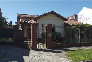 Casa en  Monte Grande, Esteban Echeverría