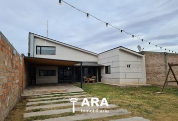 Casa en  Senillosa, Neuquen