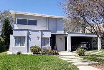 Casa en  Luján De Cuyo, Mendoza