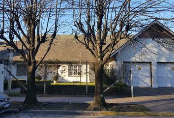 Casa en  Adrogué, Partido De Almirante Brown