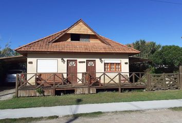 Casa en  Otro, Partido De Mar Chiquita