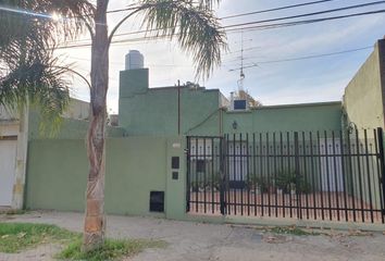 Casa en  Tiro Suizo, Rosario