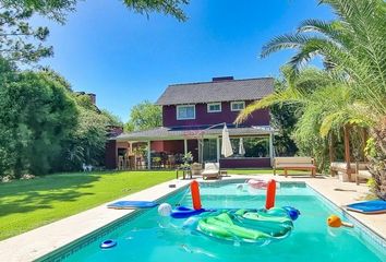 Casa en  La Masía, Partido Del Pilar