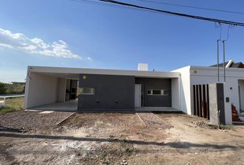 Casa en  San Lorenzo, Santa Fe