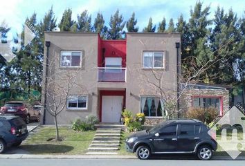 Casa en  Barrancas De Santa María, Partido De Tigre