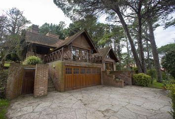 Casa en  La Herradura, Pinamar