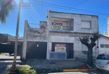 Casa en  La Tablada, La Matanza