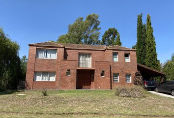 Casa en  Echeverría Del Lago, Esteban Echeverría