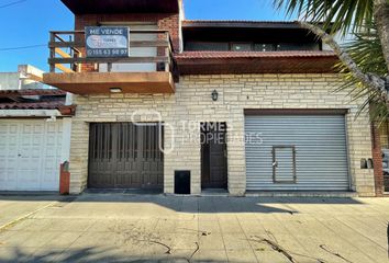 Casa en  San Juan, Mar Del Plata