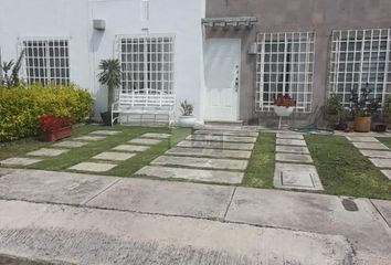 Casa en  Santuarios Del Cerrito, Corregidora, Querétaro