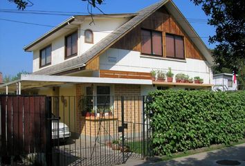 Casa en  Macul, Provincia De Santiago