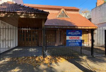 Casa en  Villa Adelina, Partido De San Isidro