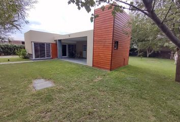 Casa en  Puerto Roldán, Roldán