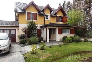 Casa en  Echeverría Del Lago, Esteban Echeverría