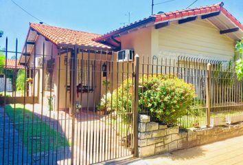 Casa en  Castelar, Partido De Morón