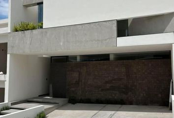 Casa en  Avenida Siervo De La Nación 381-2-381-1, Lomas Del Valle, Morelia, Michoacán De Ocampo, 58170, Mex