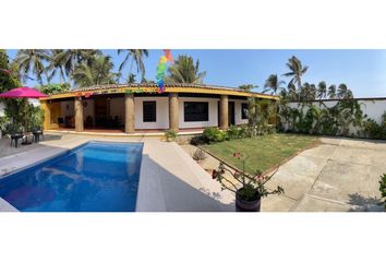 Casa en  Playa Diamante, Acapulco De Juárez