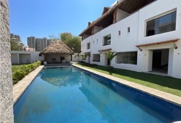 Casa en  Playa Diamante, Acapulco De Juárez