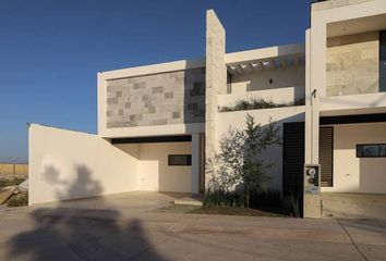 Casa en  Luceroreyna Shoponline, Calle República De Haití, Satélte, San Luis Potosí, 78380, Mex