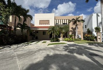 Casa en  Privada Villa Magna, Álamos, Cancún, Benito Juárez, Quintana Roo, 77560, Mex