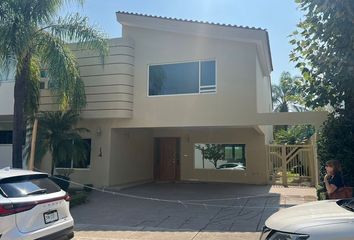 Casa en condominio en  Calle Plomo 17, Arenales Tapatíos, Zapopan, Jalisco, 45066, Mex