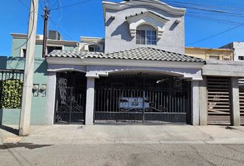 Casa en  Jardines Del Lago, Mexicali