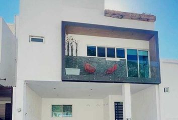 Casa en  Calle Lomas Del Vergel, Lomas Del Vergel, Monterrey, Nuevo León, 64988, Mex