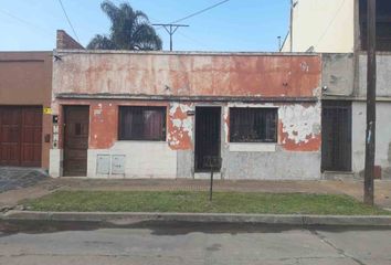 Casa en  Valentín Alsina, Partido De Lanús