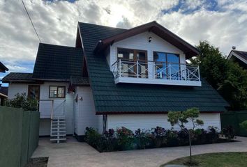 Casa en  Puerto Varas, Llanquihue