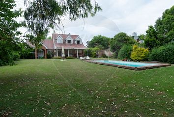 Casa en  Ringuelet, Partido De La Plata