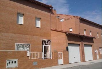 Chalet en  Chozas De Canales, Toledo Provincia