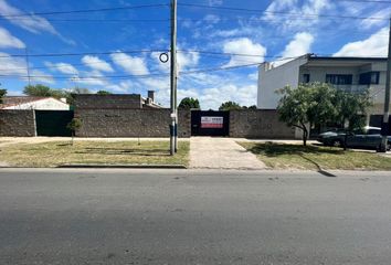 Casa en  Los Hornos, Partido De La Plata