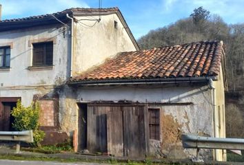 Chalet en  Santa Eulalia De Cabranes, Asturias