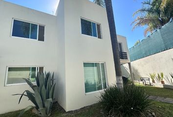 Casa en condominio en  Calzada De Las Palmas, Ciudad Granja, Zapopan, Jalisco, 45010, Mex