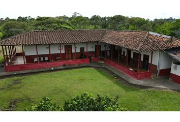 Villa-Quinta en  Quimbaya, Quindío