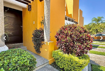 Casa en  Calle Oacalco - Yautepec, Jacarandas, Yautepec De Zaragoza, Yautepec, Morelos, 62732, Mex