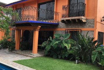 Casa en  Ciudad Chapultepec, Cuernavaca, Morelos