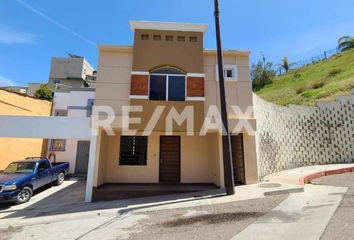 Casa en  Privada Camino Del Rey Este, La Sierra, Tijuana, Baja California, 22634, Mex