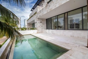 Casa en  Puerto Cancún, Cancún, Quintana Roo