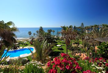 Bajo en  Estepona, Málaga Provincia