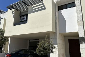 Casa en condominio en  Avenida Valle Del Canto, Huizache, El Marqués, Querétaro, 76269, Mex