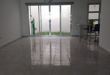 Casa en  Avenida Mirador De Las Ranas, El Mirador Desarrollo Residencial, Las Flores, Altamira Residencial, El Marqués, Querétaro, 76246, Mex