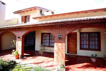 Casa en  Manuel B Gonnet, Partido De La Plata