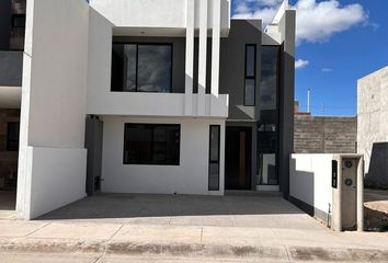 Casa en condominio en  Avenida De Las Flores 455-465, Fracción El Aguaje, San Luis Potosí, 78426, Mex