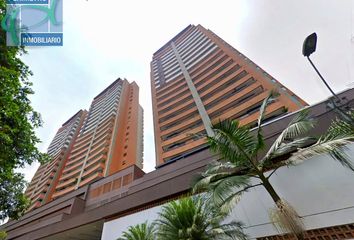 Apartamento en  La Castellana, Medellín