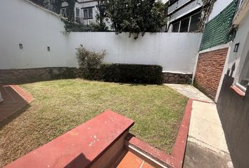 Casa en  Calle Fuente De Cantaritos 1, Naucalpan De Juárez, Naucalpan De Juárez, México, 53950, Mex