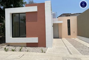 Casa en  Avenida 36, Nuevo Toxpan, Córdoba, Veracruz De Ignacio De La Llave, 94516, Mex