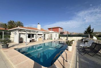 Chalet en  La Nucia, Alicante Provincia