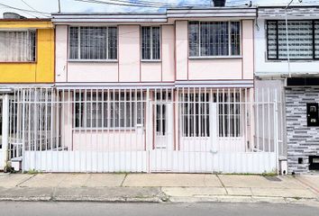 Casa en  Normandía, Bogotá