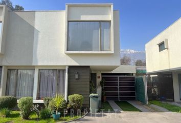 Casa en  La Florida, Provincia De Santiago